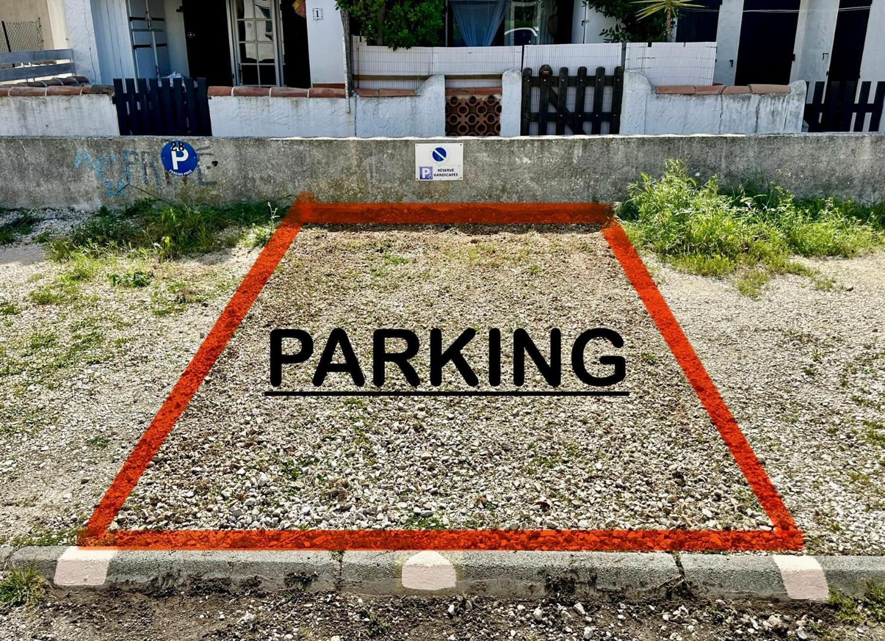 Appartement Climatise Avec Chambre Et Parking Privatif Locations Vld Camargue Сент-Марі-де-ла-Мер Екстер'єр фото